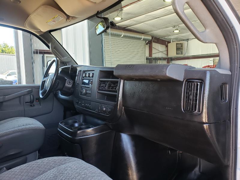 Chevrolet Express G3500 139" 2020