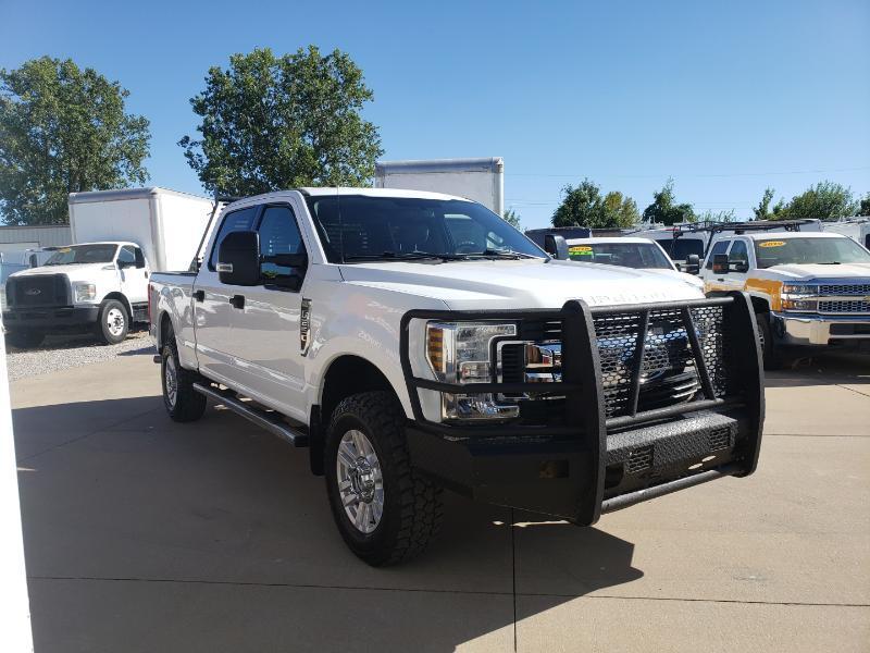 Ford F-250 SD XLT Crew Cab 4WD 2019