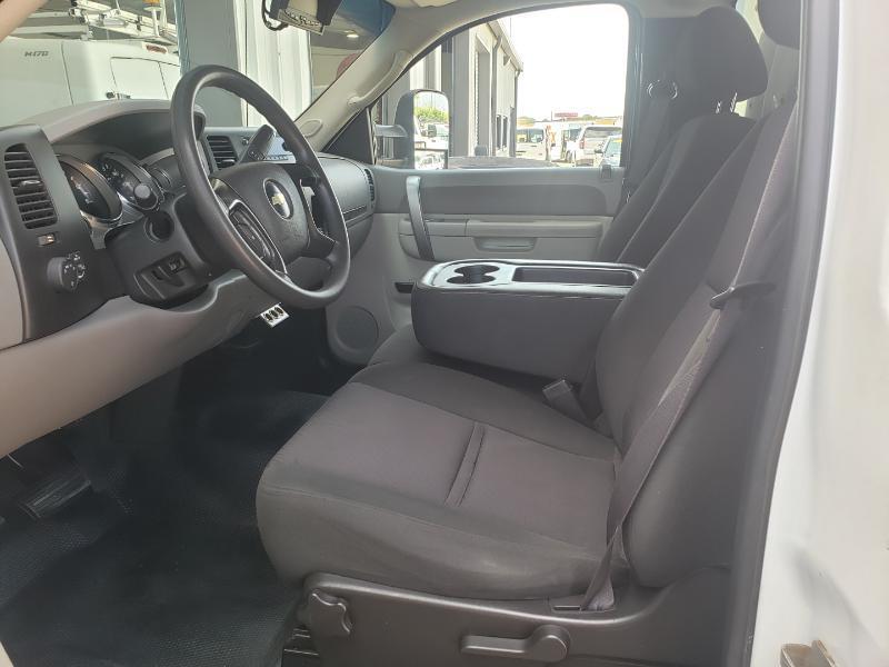 Chevrolet Silverado 2500HD Work Truck Long Box 2WD 2011