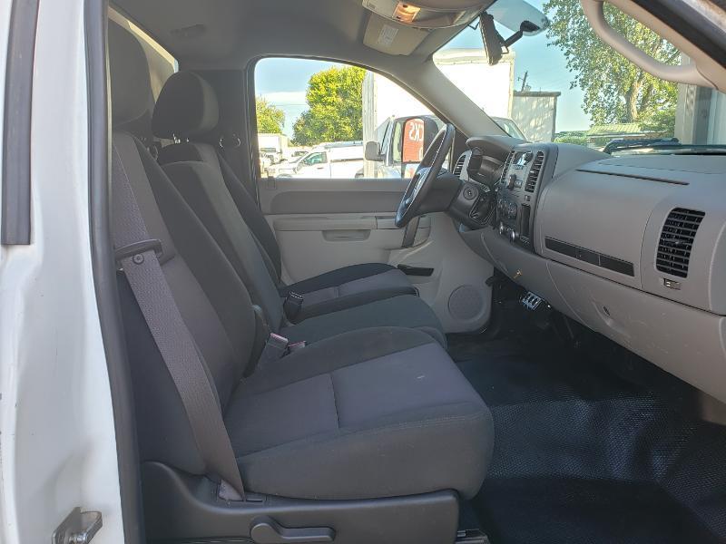 Chevrolet Silverado 2500HD Work Truck Long Box 2WD 2011