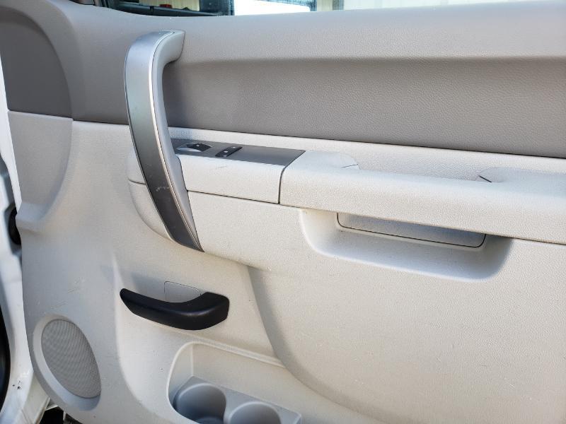 Chevrolet Silverado 2500HD Work Truck Long Box 2WD 2011