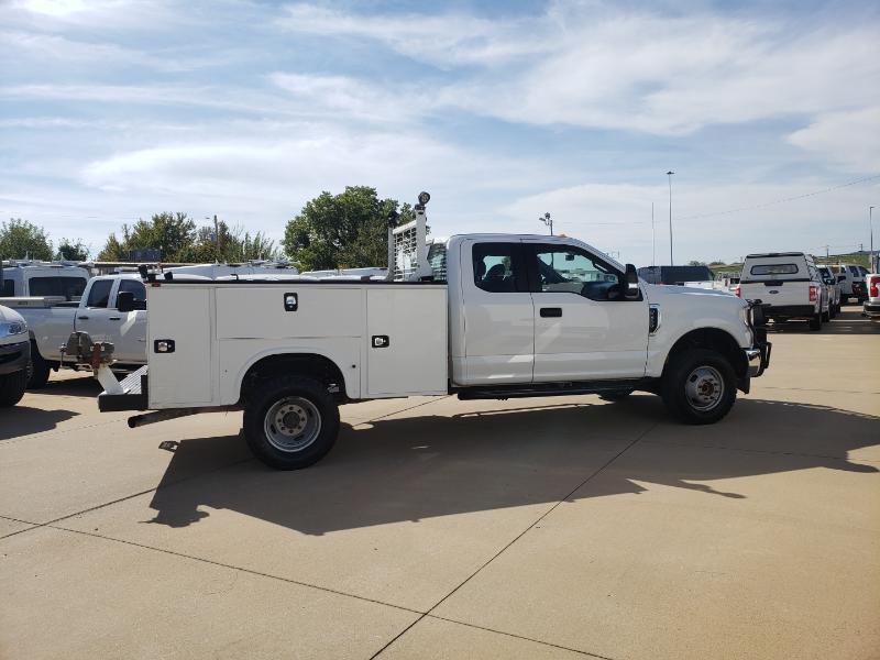 Ford F-350 SD XL SuperCab Long Bed DRW 4WD 2019