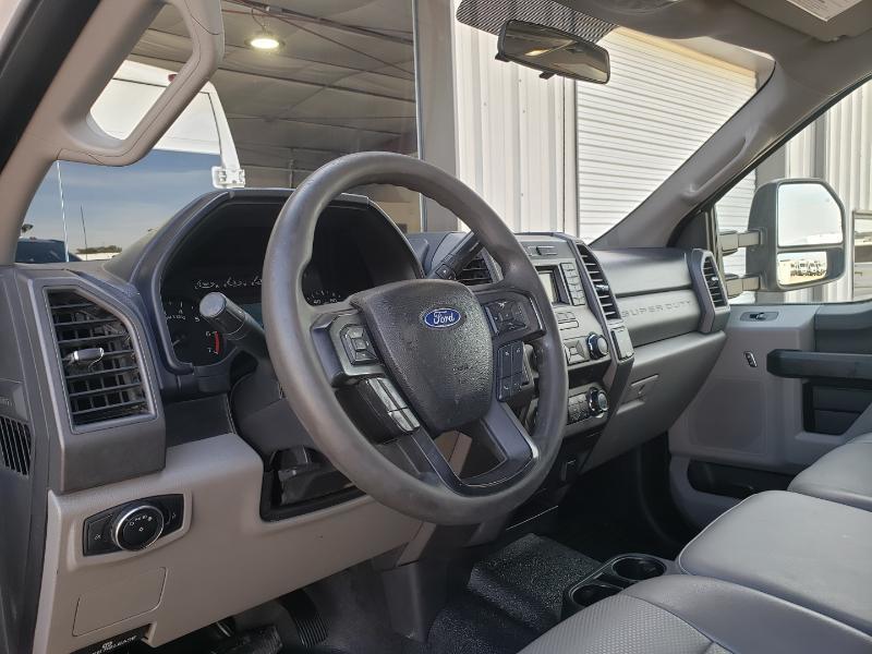 Ford F-350 SD XL SuperCab Long Bed DRW 4WD 2019