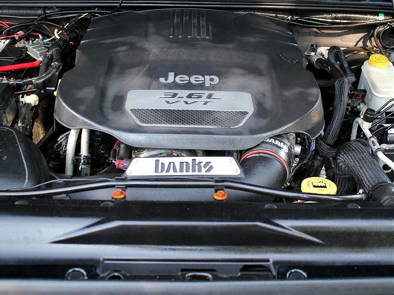 Jeep Wrangler Unlimited 4WD 4dr Sahara 2012 Jeep Wrangler Unlimited 4WD 4dr Sahara 2012