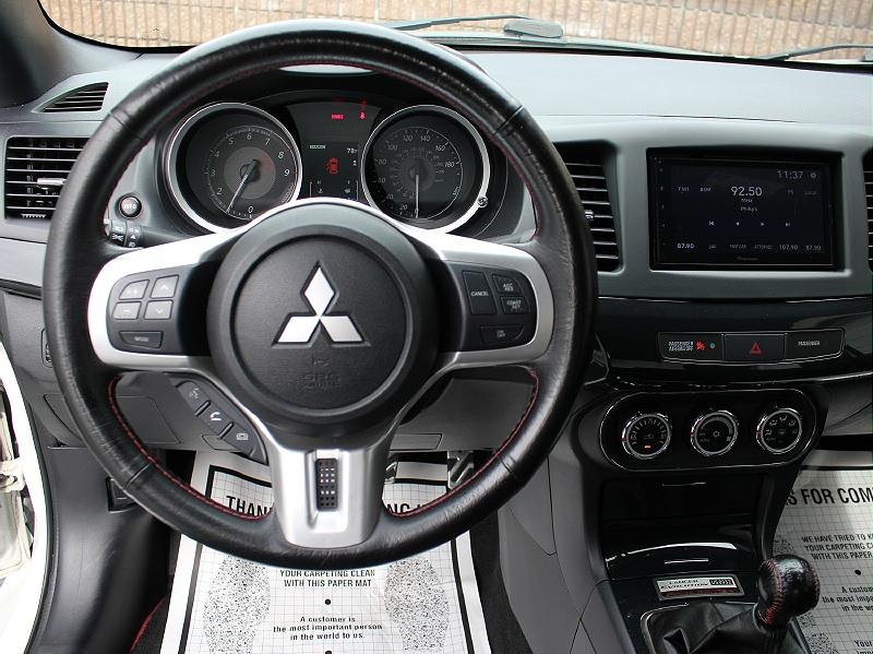 2015 Mitsubishi Lancer Evolution Final Edition photo 10