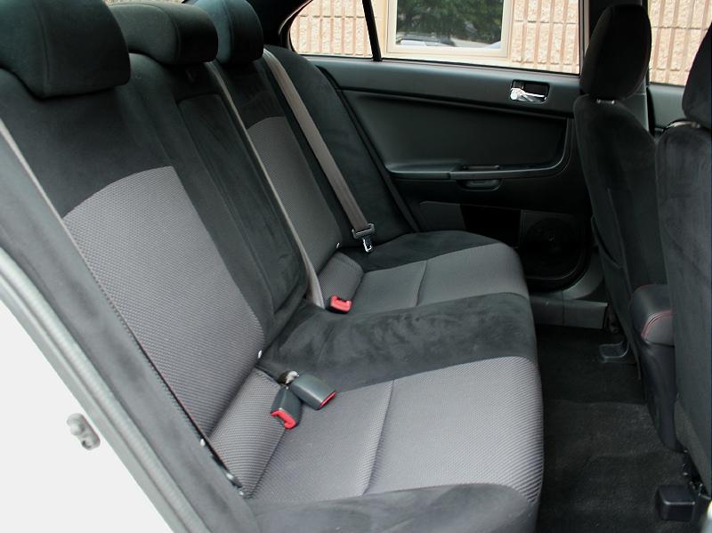 2015 Mitsubishi Lancer Evolution Final Edition photo 14