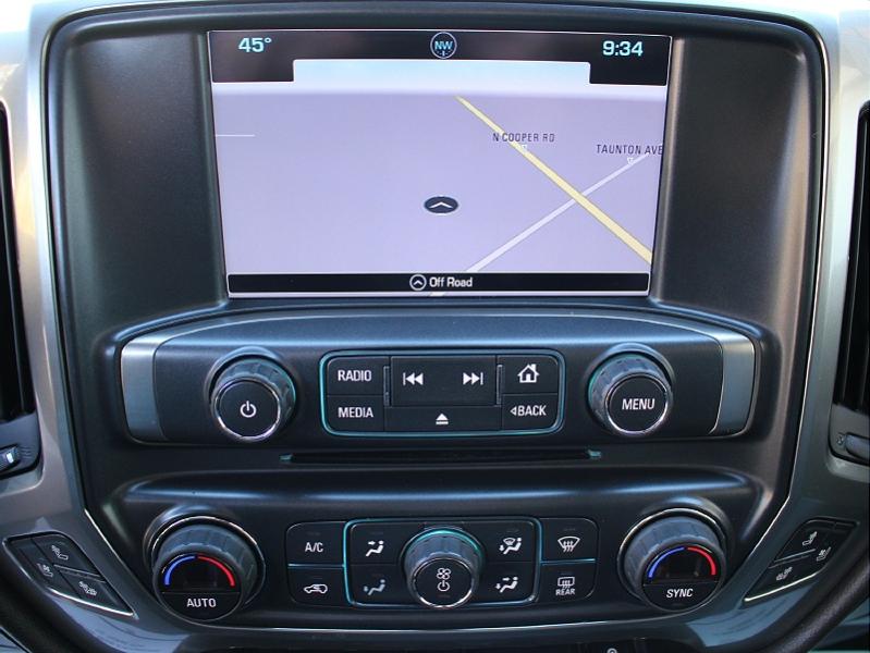 Chevrolet Silverado 1500 4WD Crew Cab 143.5" LTZ w/2LZ 2017 Chevrolet Silverado 1500 4WD Crew Cab 143.5" LTZ w/2LZ 2017