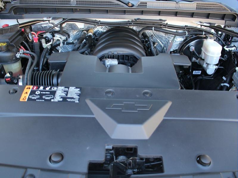 Chevrolet Silverado 1500 4WD Crew Cab 143.5" LTZ w/2LZ 2017 Chevrolet Silverado 1500 4WD Crew Cab 143.5" LTZ w/2LZ 2017