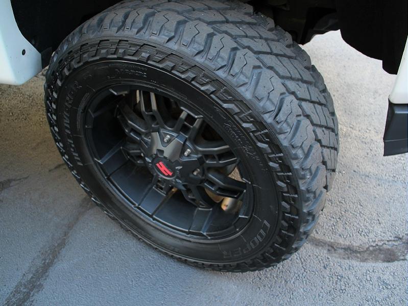 Chevrolet Silverado 1500 4WD Crew Cab 143.5" LTZ w/2LZ 2017 Chevrolet Silverado 1500 4WD Crew Cab 143.5" LTZ w/2LZ 2017