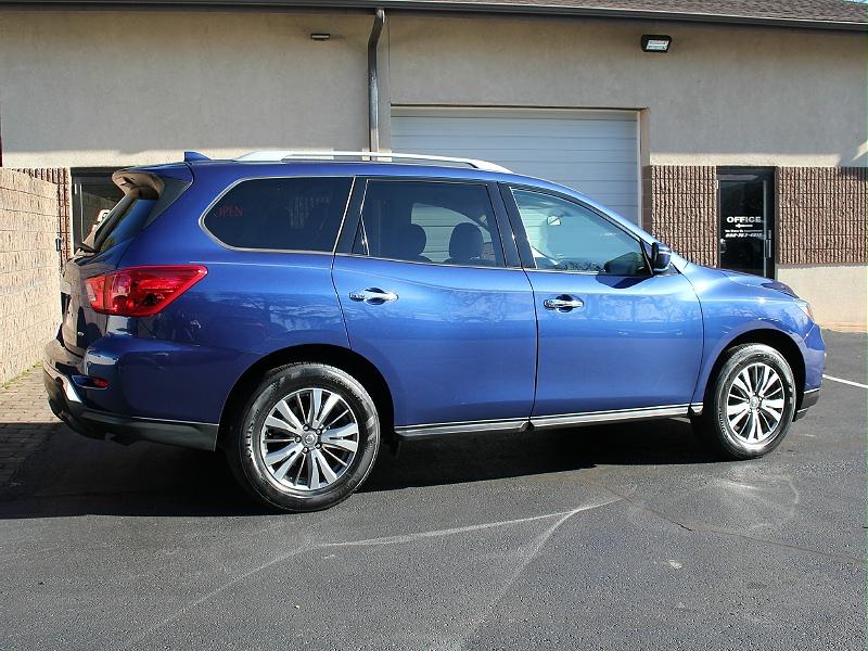 Nissan Pathfinder 4x4 S 2019