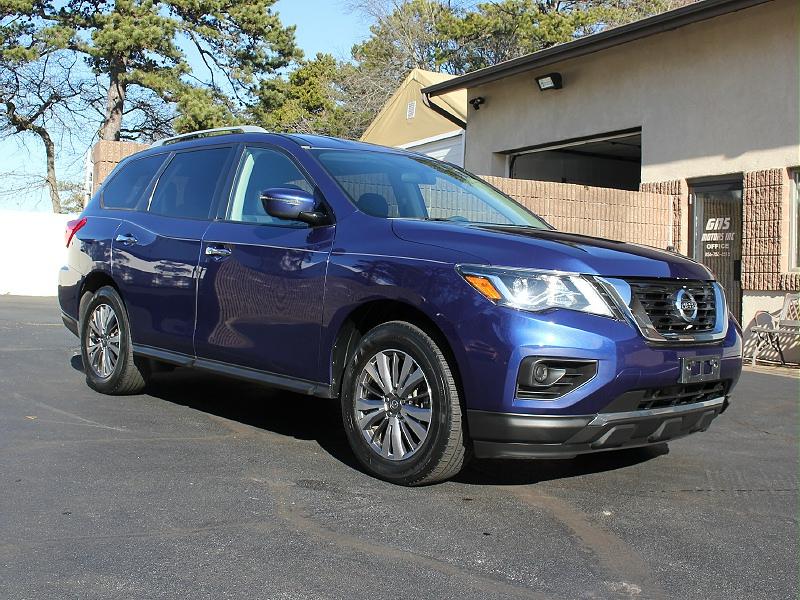 Nissan Pathfinder 4x4 S 2019