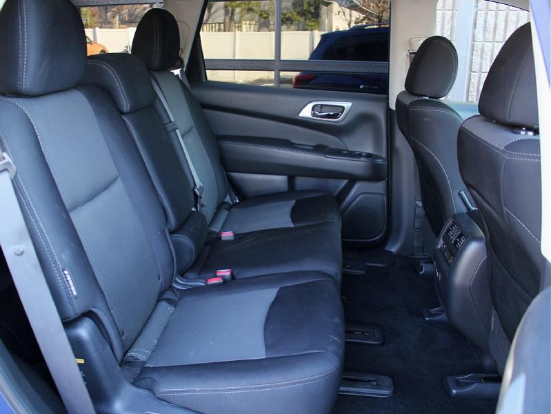 Nissan Pathfinder 4x4 S 2019