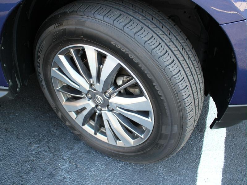 Nissan Pathfinder 4x4 S 2019