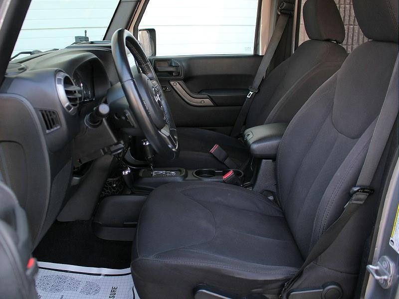 Jeep Wrangler Unlimited 4WD 4dr Sport 2015