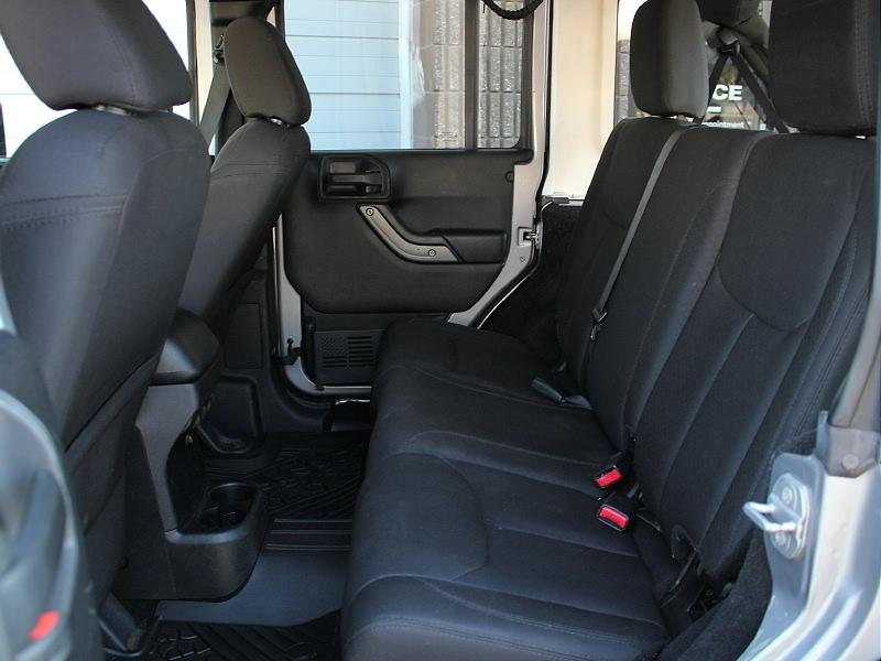 Jeep Wrangler Unlimited 4WD 4dr Sport 2015