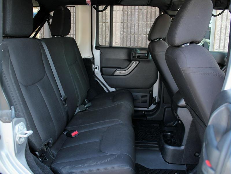 Jeep Wrangler Unlimited 4WD 4dr Sport 2015