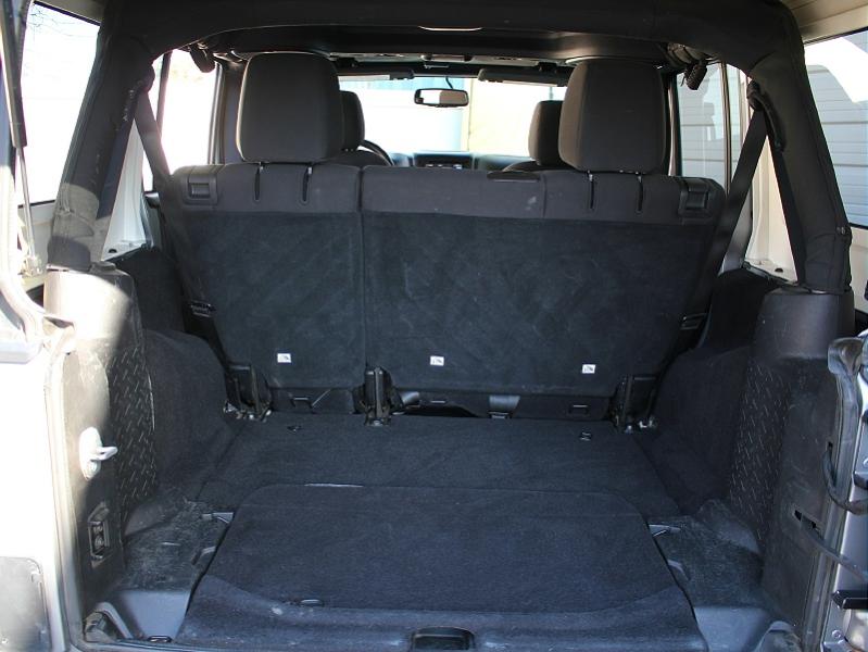 Jeep Wrangler Unlimited 4WD 4dr Sport 2015