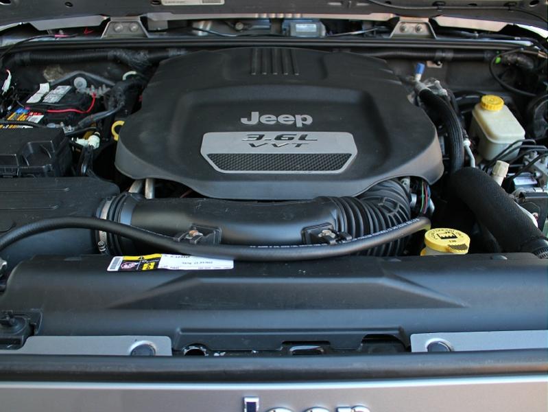 Jeep Wrangler Unlimited 4WD 4dr Sport 2015