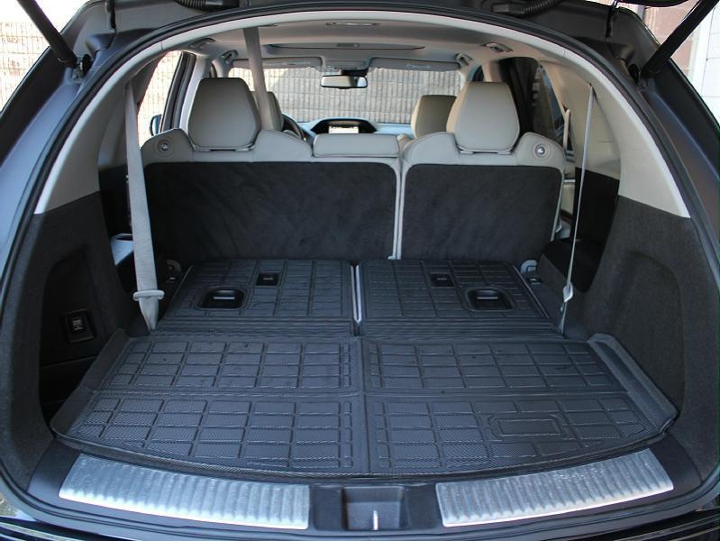Acura MDX SH-AWD 4dr Tech Pkg 2015
