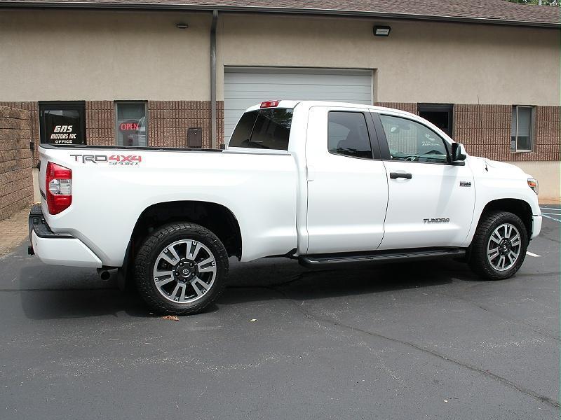 Toyota Tundra 4WD SR5 Double Cab 6.5' Bed 5.7L (Natl) 2018