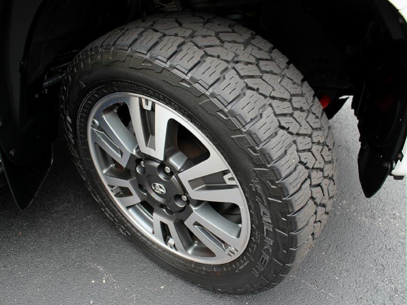 Toyota Tundra 4WD SR5 Double Cab 6.5' Bed 5.7L (Natl) 2018