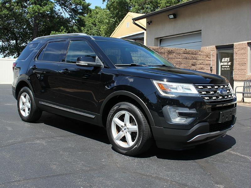 Ford Explorer XLT 4WD 2017