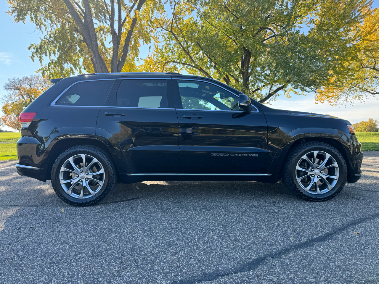 Jeep Grand Cherokee Summit 4WD 2021 Jeep Grand Cherokee Summit 4WD 2021