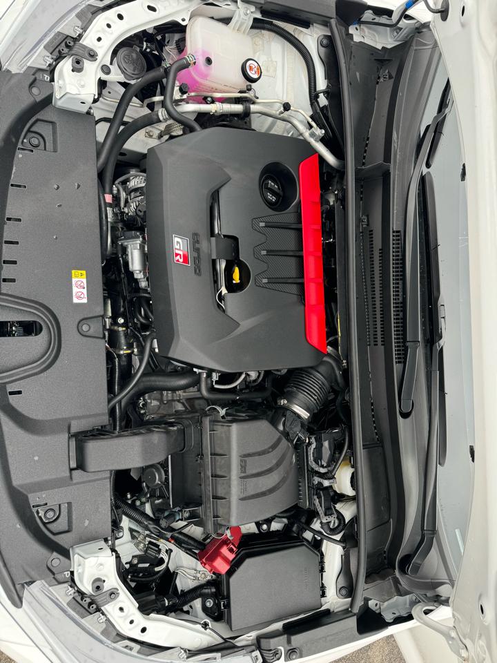 Toyota GR Corolla  2024