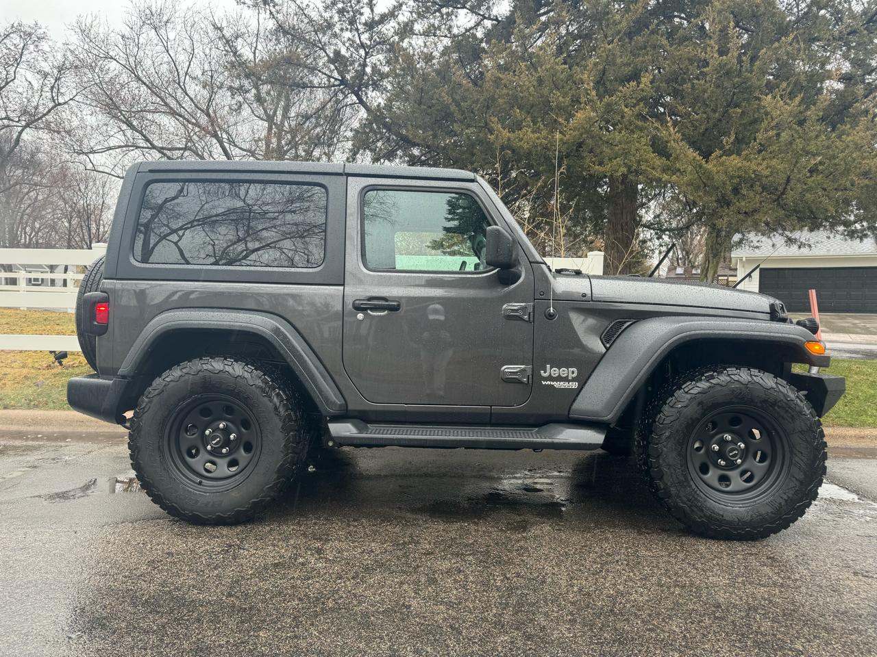 Jeep Wrangler  2019