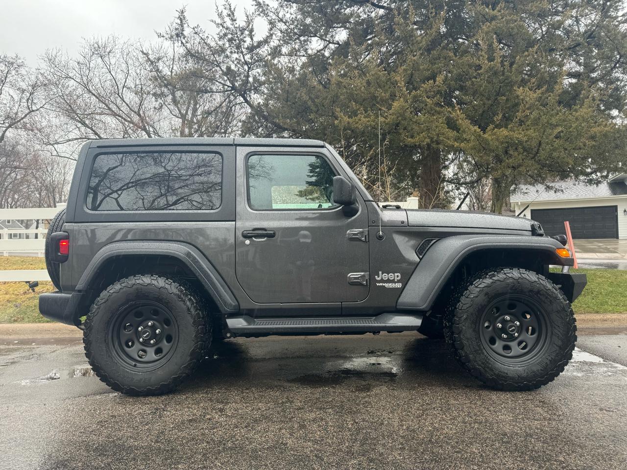 Jeep Wrangler  2019