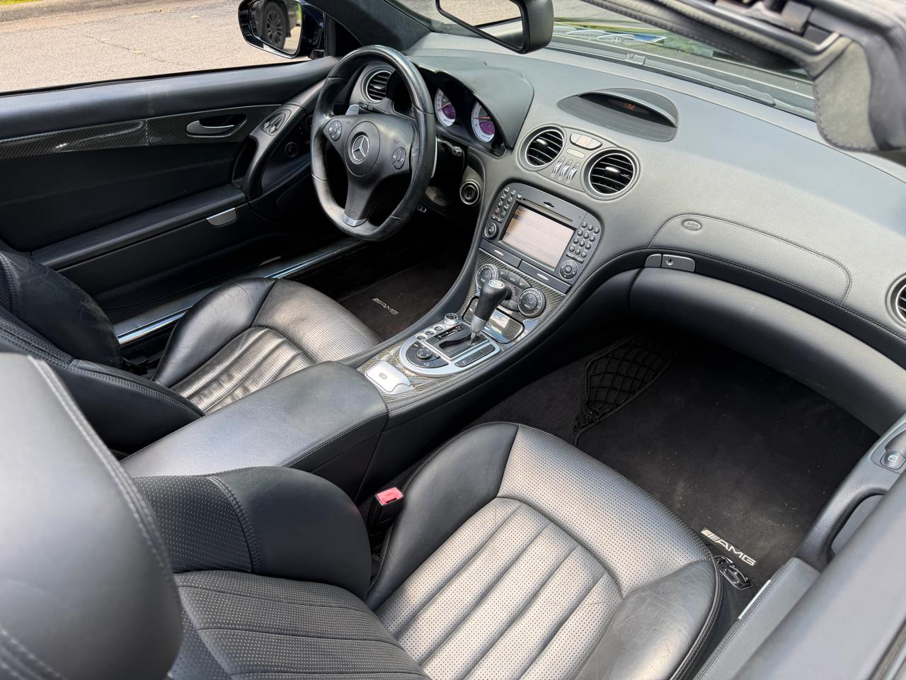 Mercedes-Benz SL-Class SL63 AMG 2011