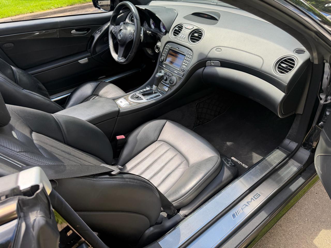 Mercedes-Benz SL-Class SL63 AMG 2011