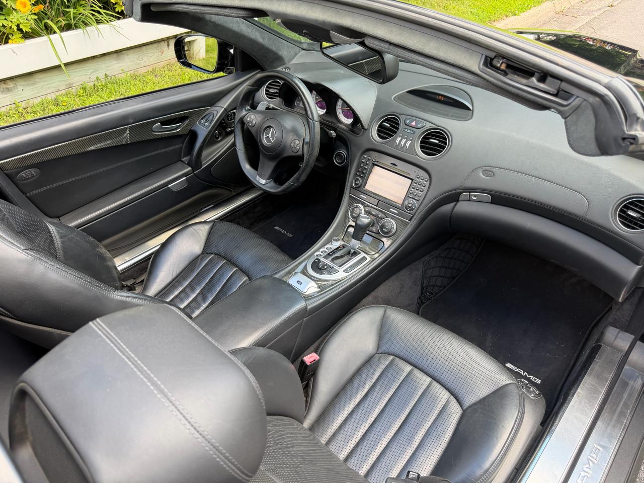 Mercedes-Benz SL-Class SL63 AMG 2011
