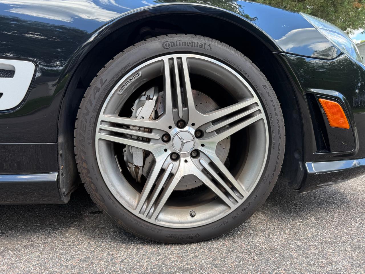 Mercedes-Benz SL-Class SL63 AMG 2011