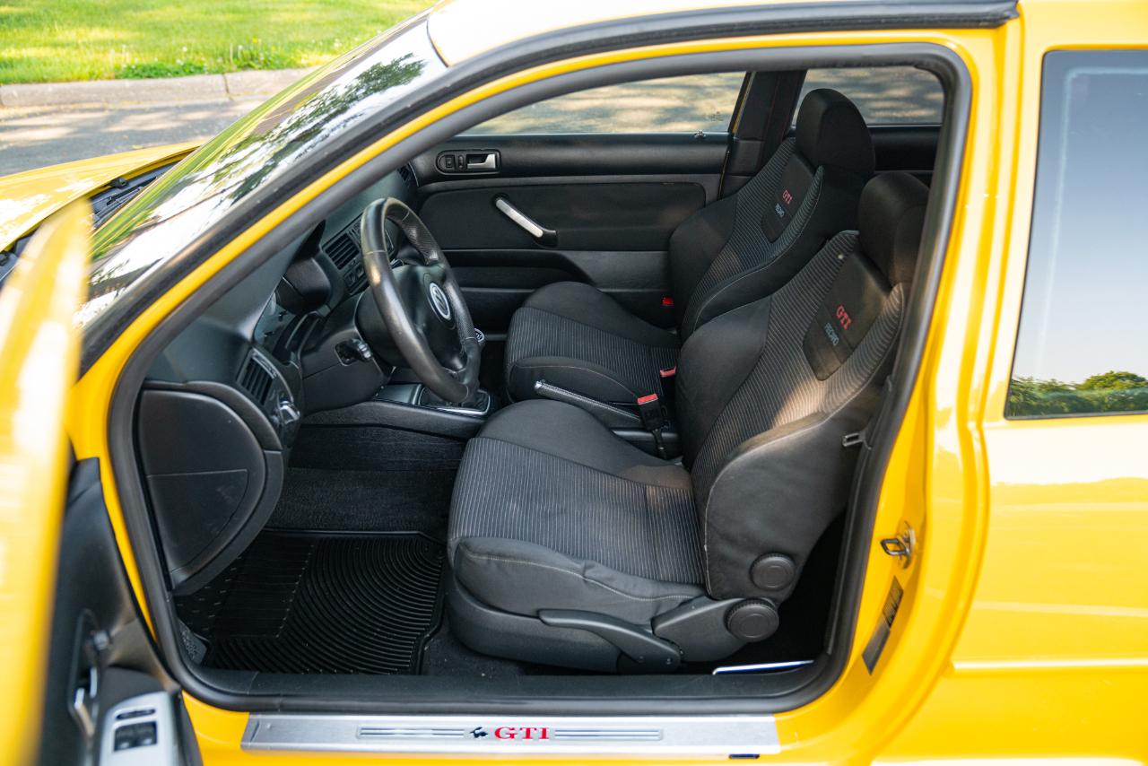 Volkswagen GTI 20th Anniversary Edition 2003