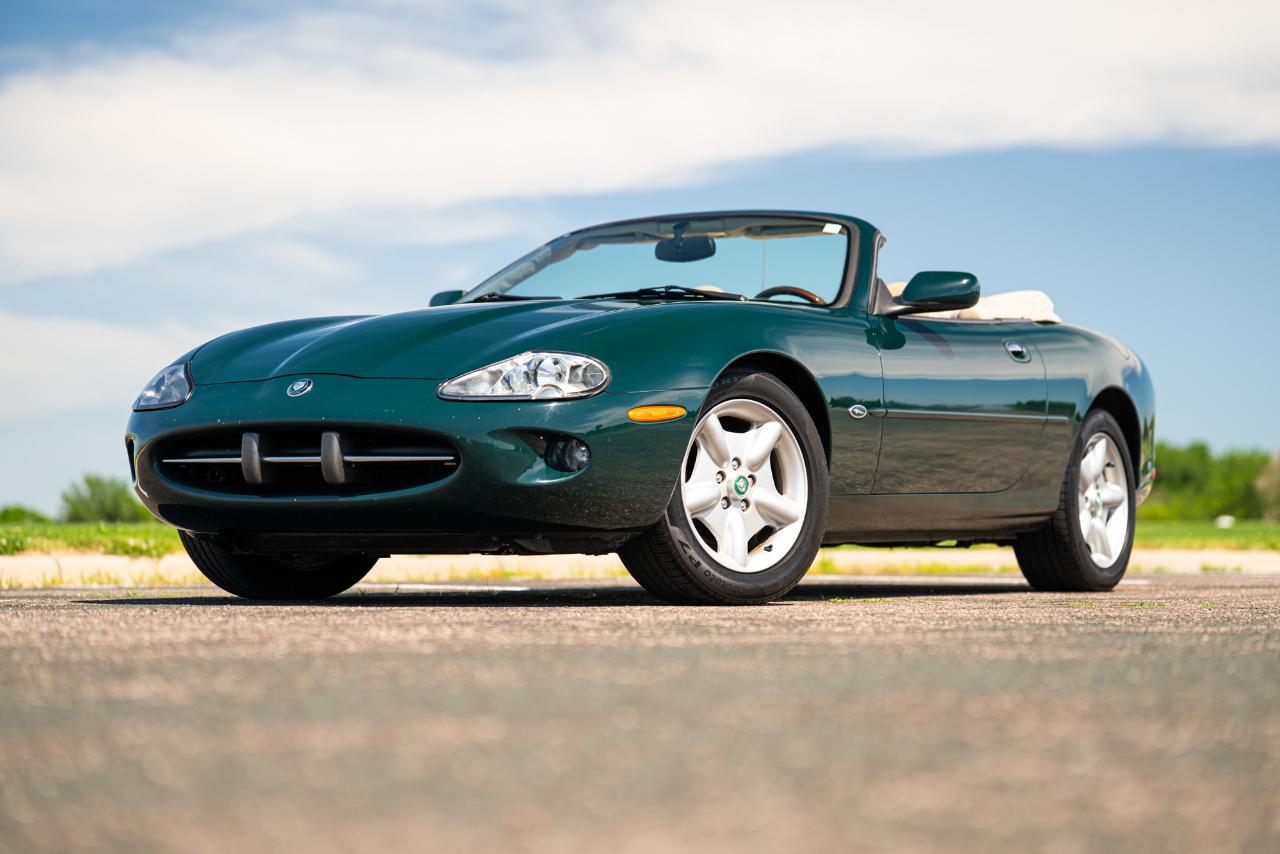 Jaguar XK8 Convertible 1998