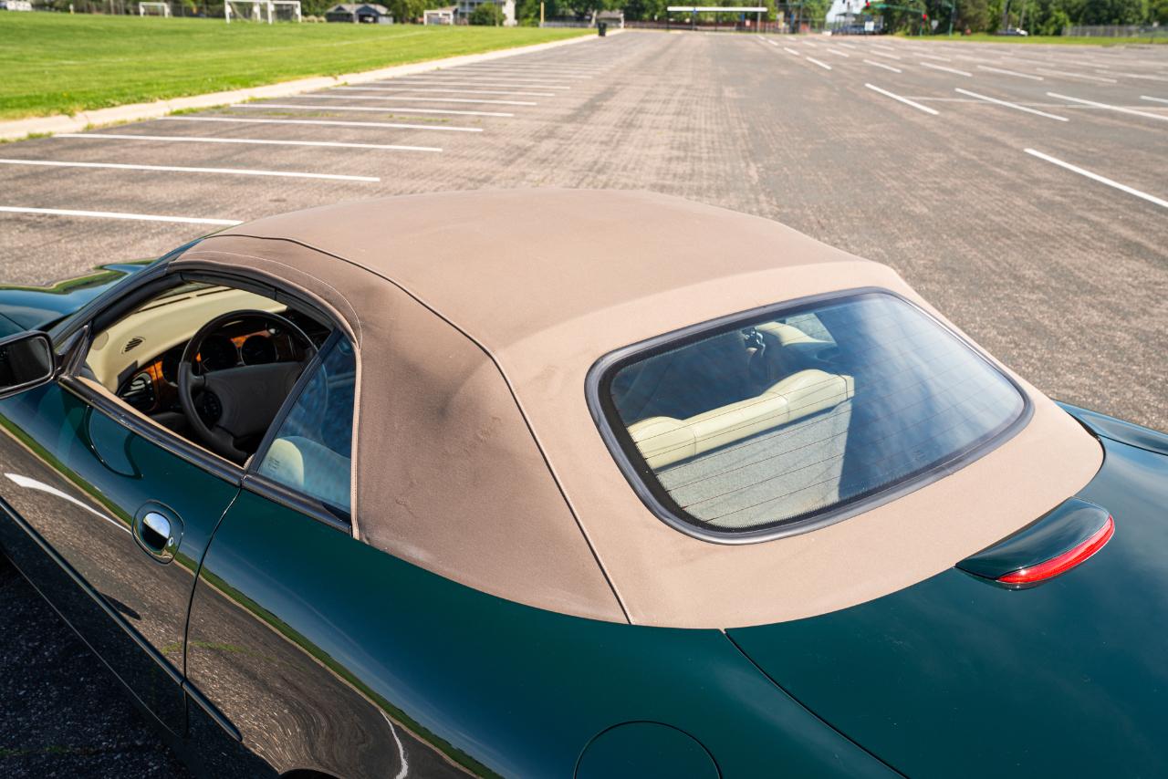 Jaguar XK8 Convertible 1998