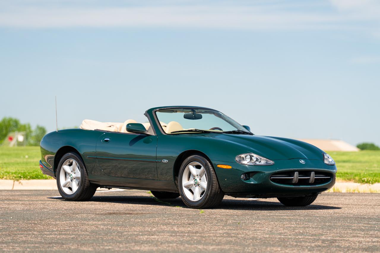 Jaguar XK8 Convertible 1998