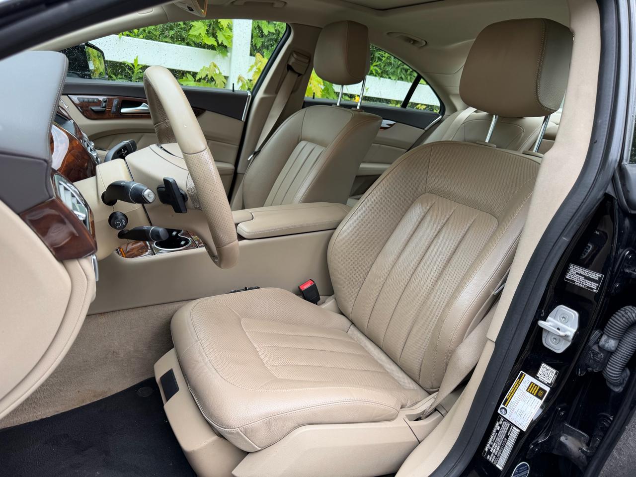 Mercedes-Benz CLS-Class CLS550 4MATIC 2014
