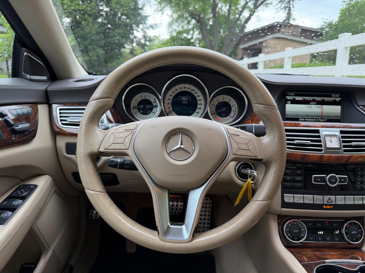 Mercedes-Benz CLS-Class CLS550 4MATIC 2014