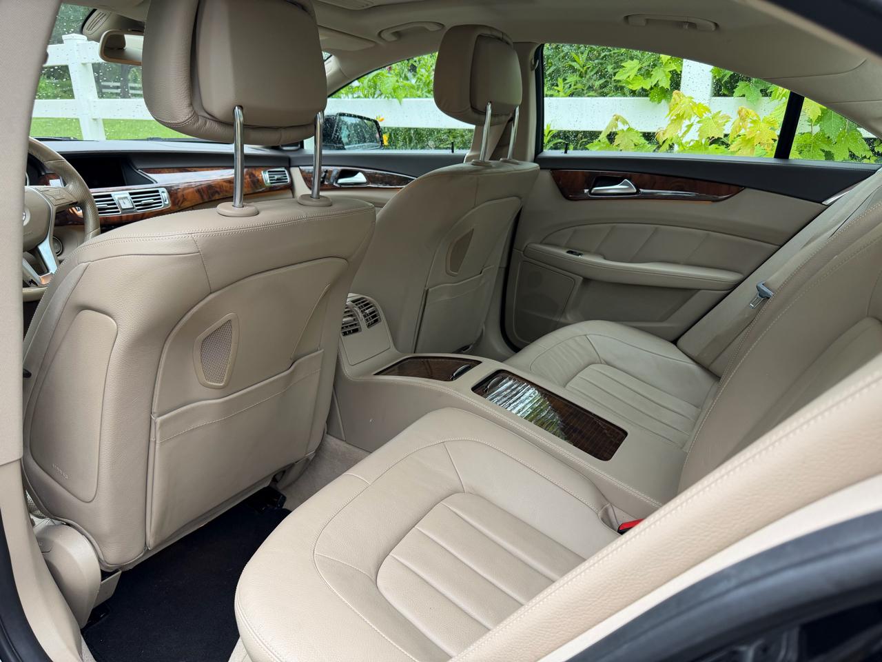 Mercedes-Benz CLS-Class CLS550 4MATIC 2014