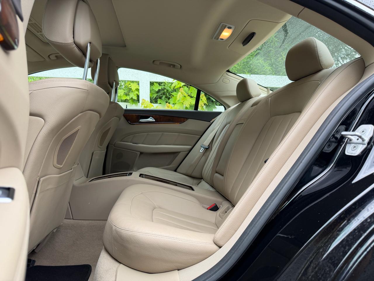 Mercedes-Benz CLS-Class CLS550 4MATIC 2014