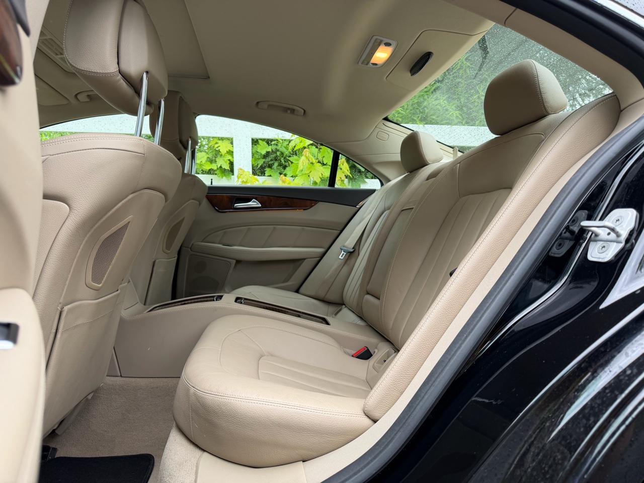 Mercedes-Benz CLS-Class CLS550 4MATIC 2014