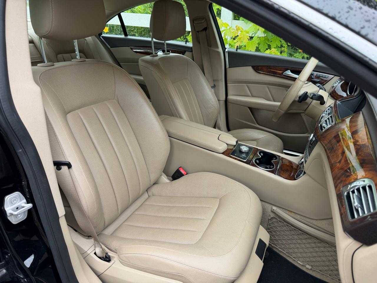 Mercedes-Benz CLS-Class CLS550 4MATIC 2014