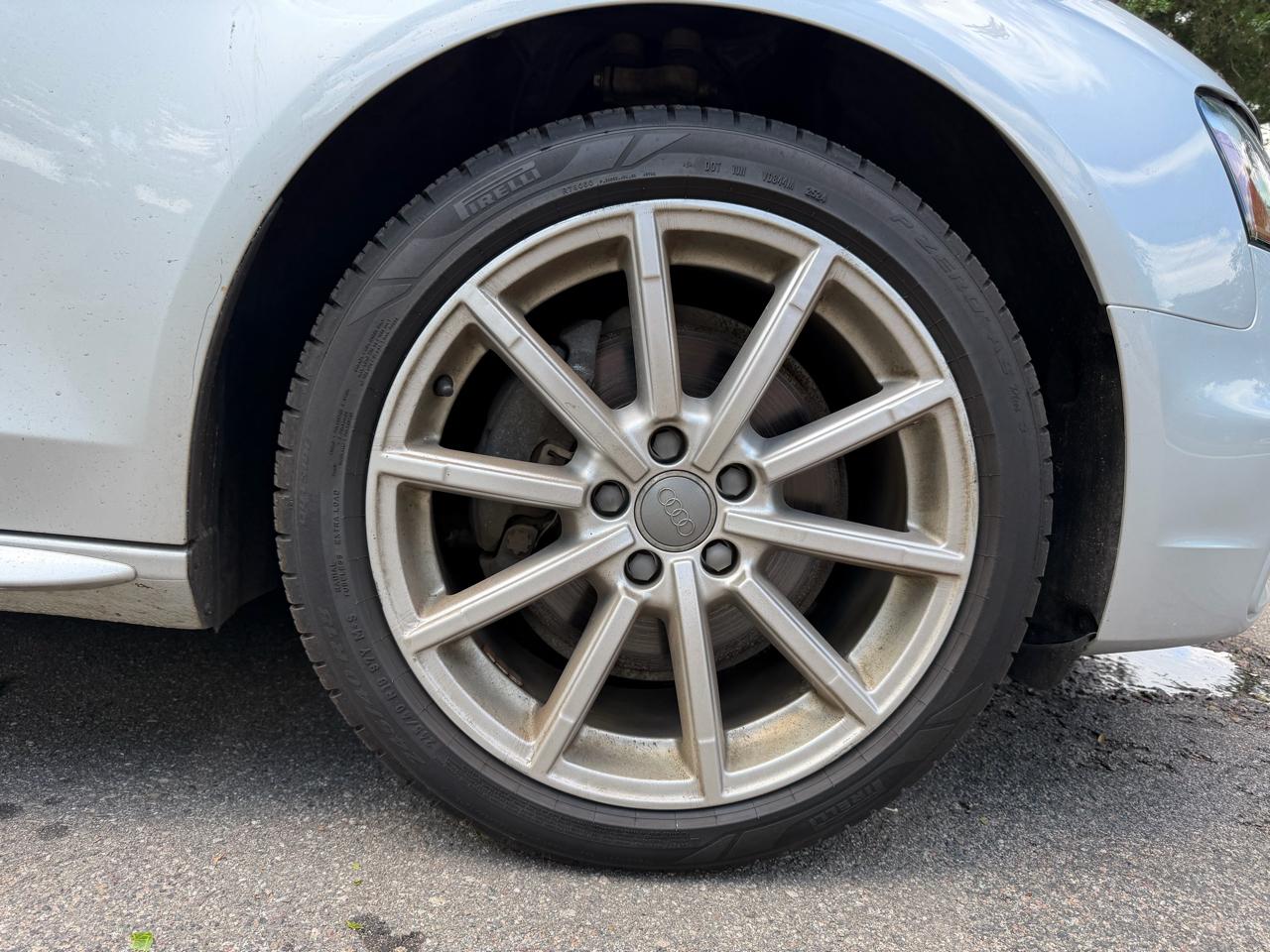 Audi A4 2.0T Premium Sedan quattro Manual 2014