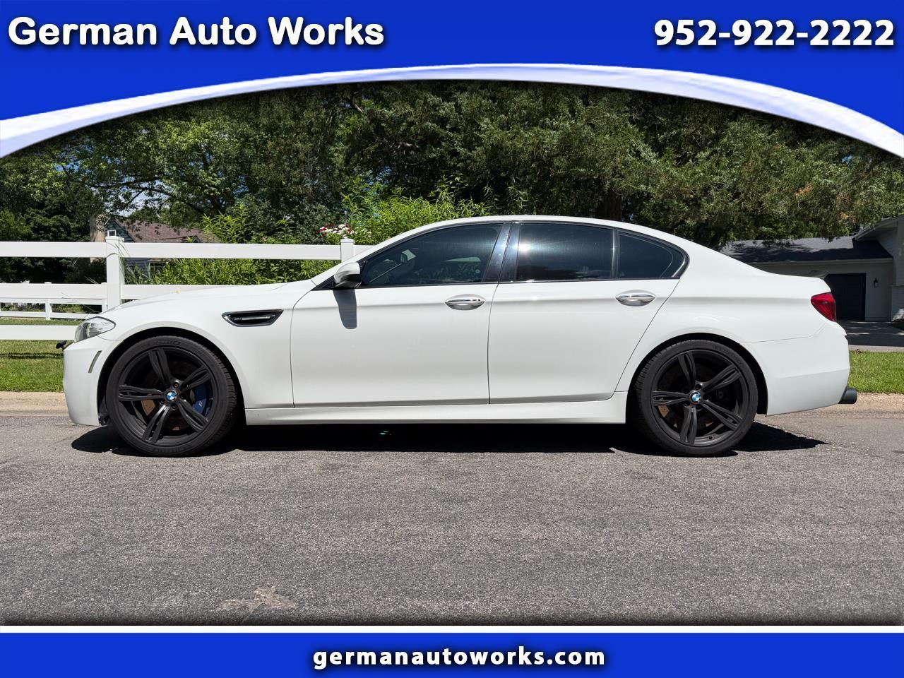 2013 BMW M5 Sedan
