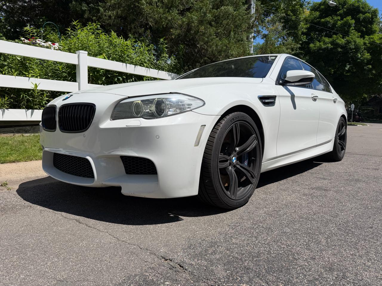 BMW M5 Sedan 2013