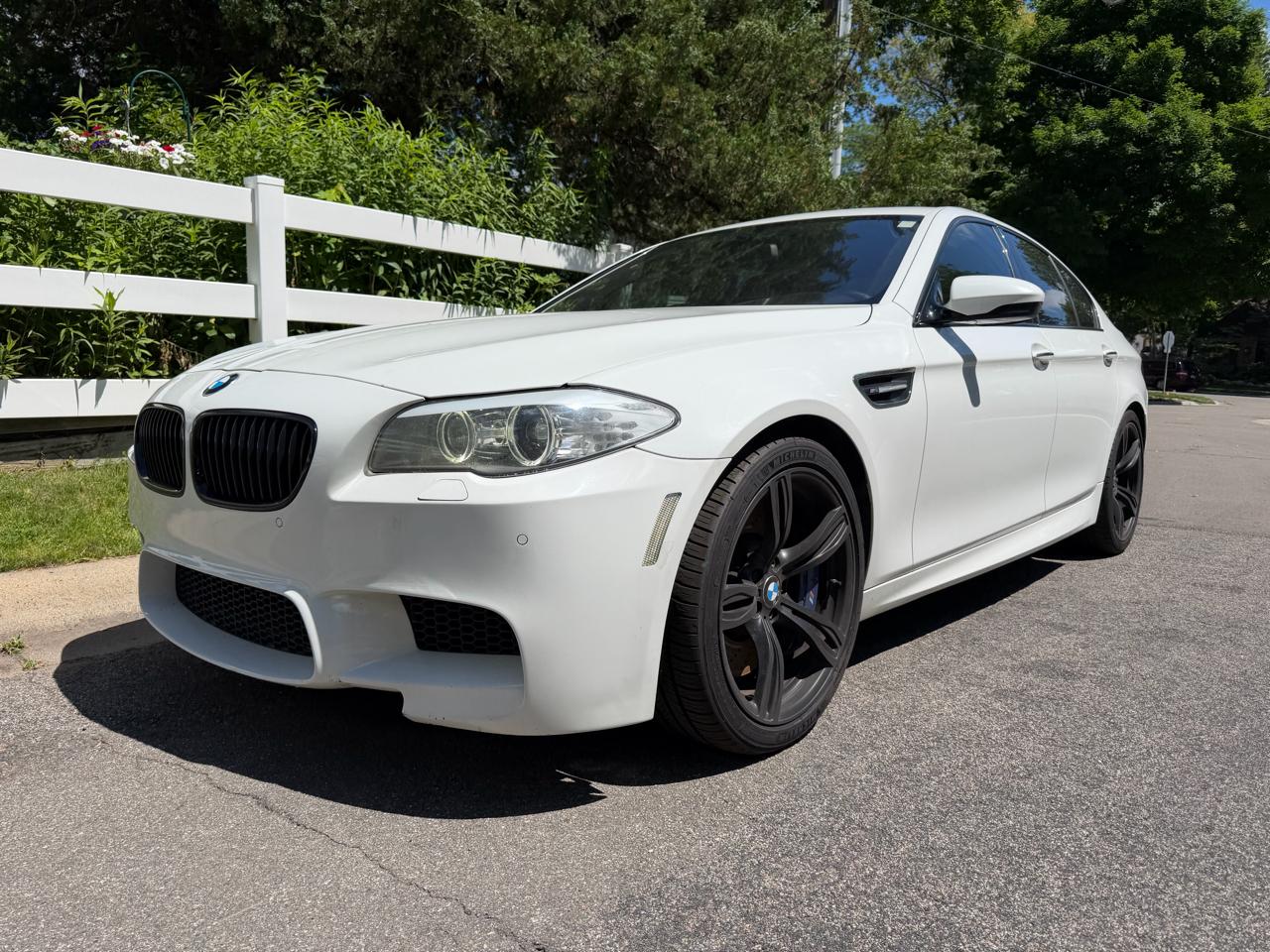 BMW M5 Sedan 2013