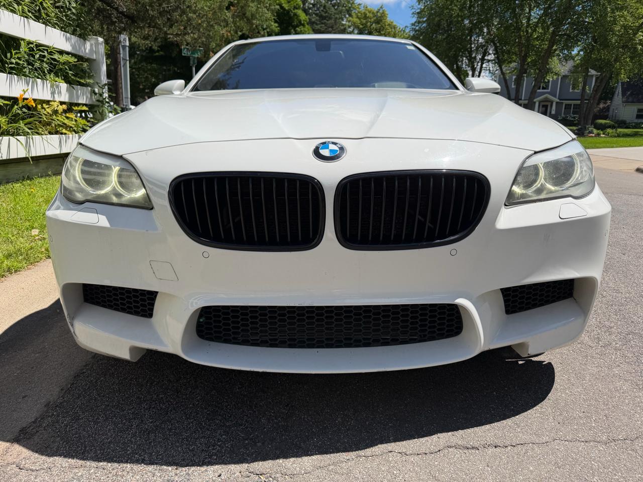 BMW M5 Sedan 2013