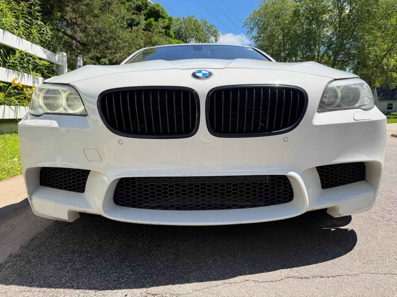 BMW M5 Sedan 2013